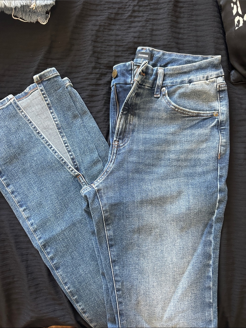 Express Women's Skinny Jeans in Light Blue Wash